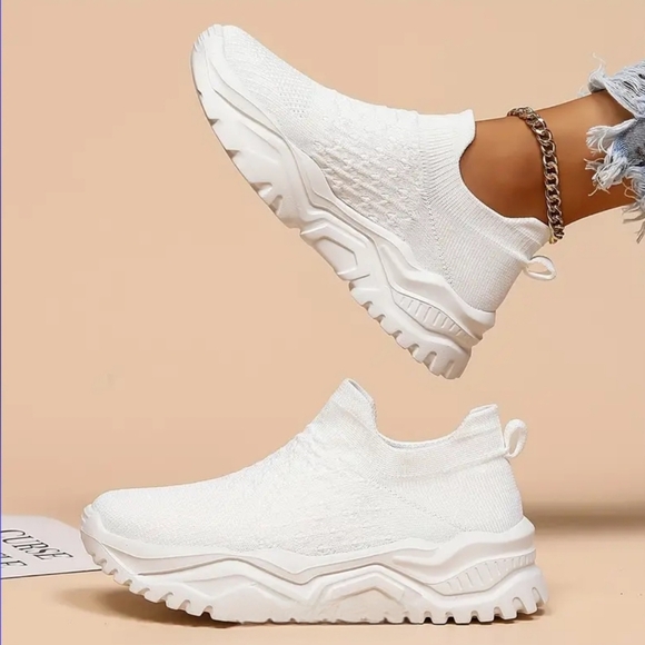 SneakerSocks - Picture 4 of 9